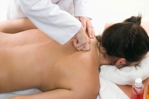 Классический массаж шейно-грудного отдела позвоночника - 310 ₽