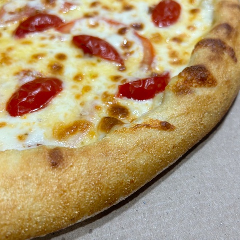Пицца Маргарита (33 см) в Железноводске — 499 ₽