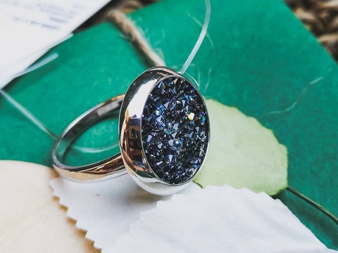 Кольцо из серебра с кристаллами Swarovski в Краснодаре — 3 000 ₽