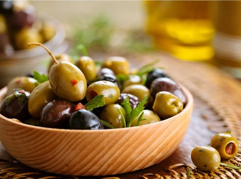 Оливки/маслины - 300 ₽