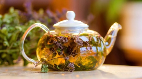 Чай горные травы в чайнике - 380 ₽