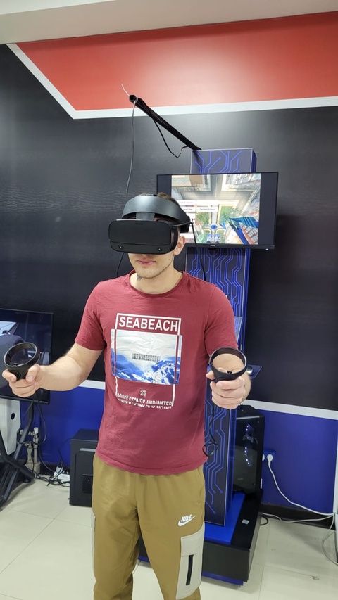Игры в VR-очках виртуальной реальности - 250 ₽