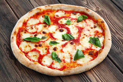 Пицца маргарита - 390 ₽