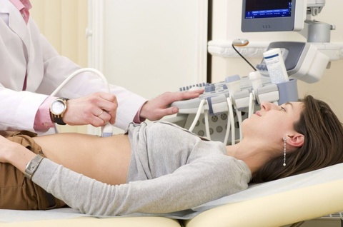 УЗИ  плода в сроке 11-14 недель беременности (1 скрининг трисомий) в Ессентуках — 2 400 ₽