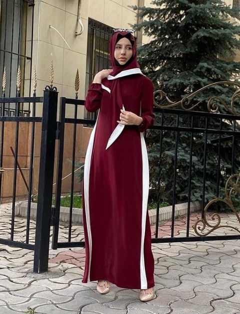 Платье женское с длинным рукавом - 1 400 ₽