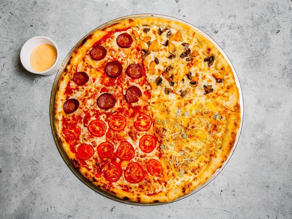 Пицца 4 сезона - 790 ₽, заказать онлайн.