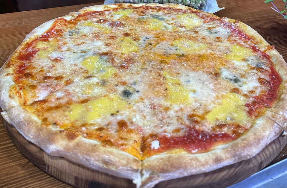 Пицца 4 сыра - 580 ₽, заказать онлайн.