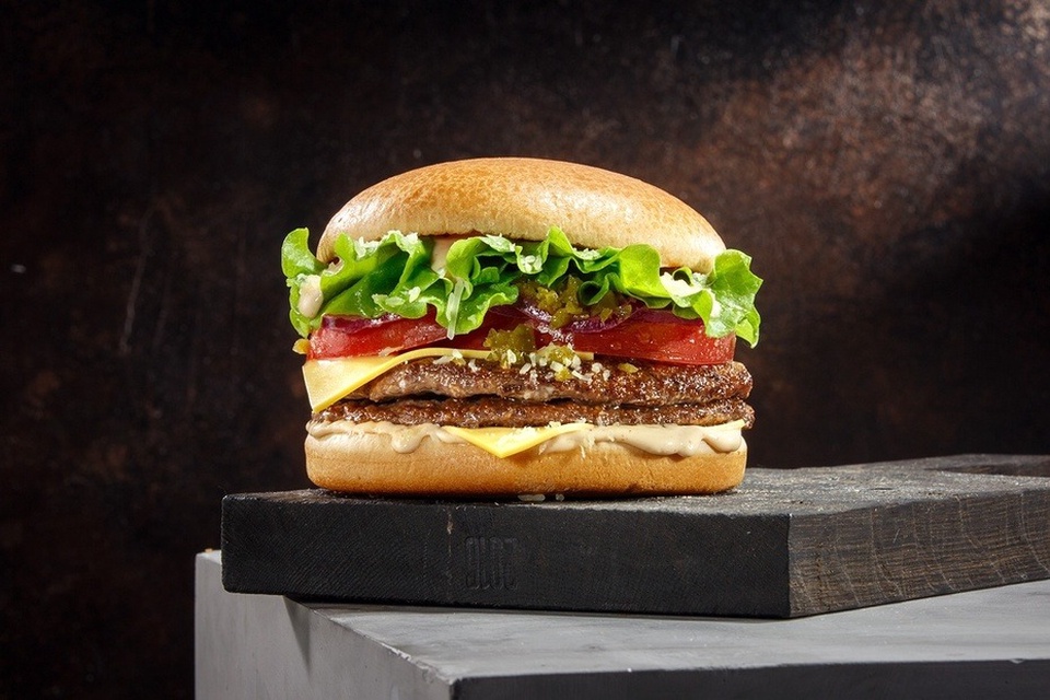 Дабл чизбургер - 450 ₽, заказать онлайн.