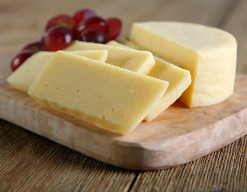 Сыр Гауда - 30 ₽, заказать онлайн.