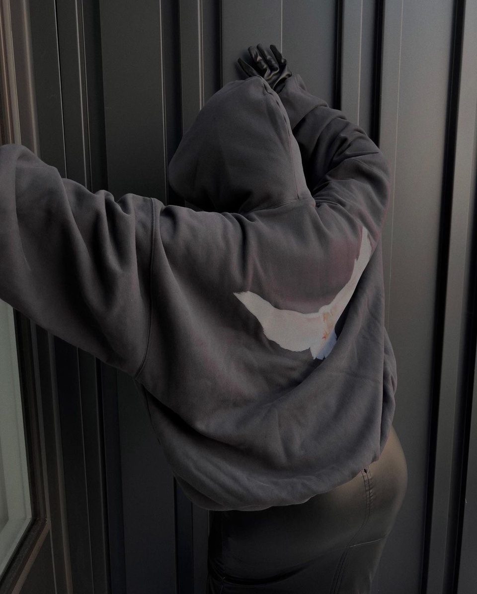 Худи Yeezy x Gap by Balenciaga - 7 800 ₽, заказать онлайн.