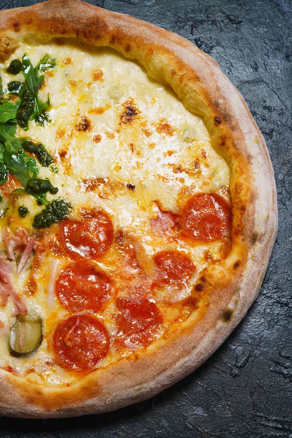 Пицца 4 вкуса - 650 ₽, заказать онлайн.