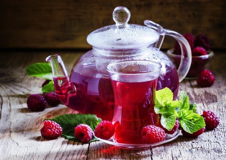 Чайник чая с малиной и мятой - 240 ₽, заказать онлайн.