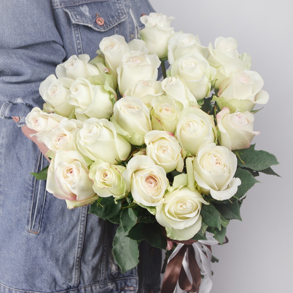 25 белых роз премиум класса - 4 490 ₽, заказать онлайн.