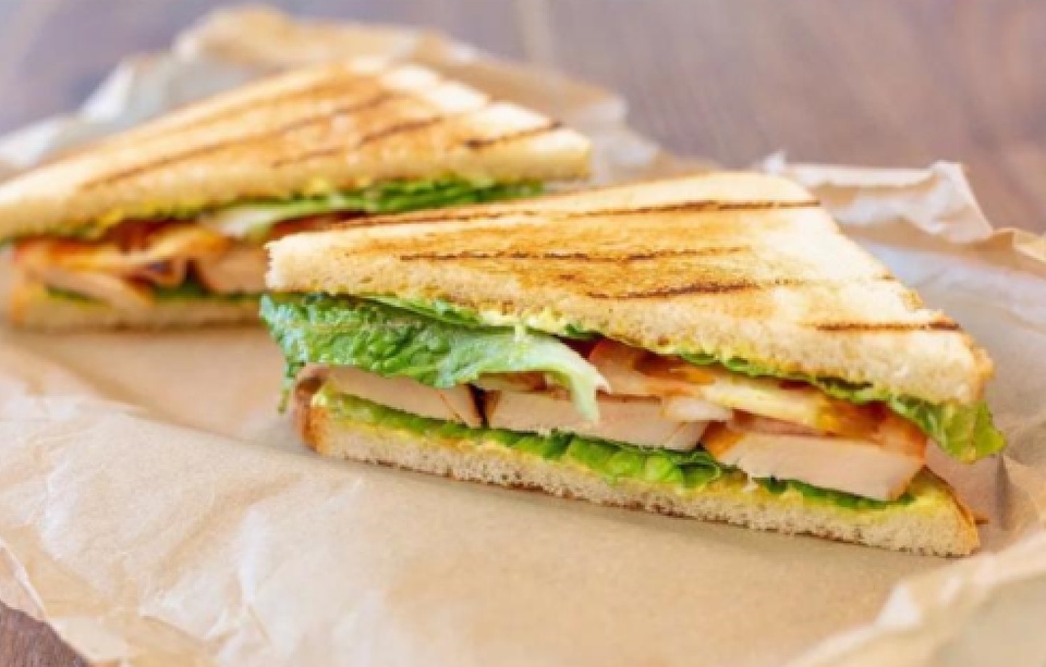 Сендвич - 140 ₽, заказать онлайн.
