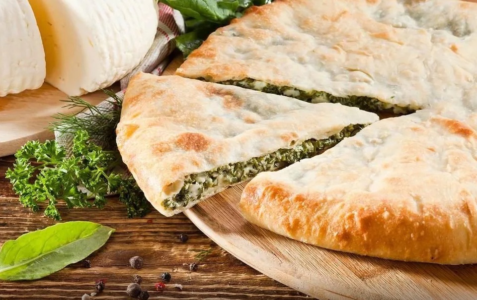 Пирог с зеленью и сыром - 600 ₽, заказать онлайн.