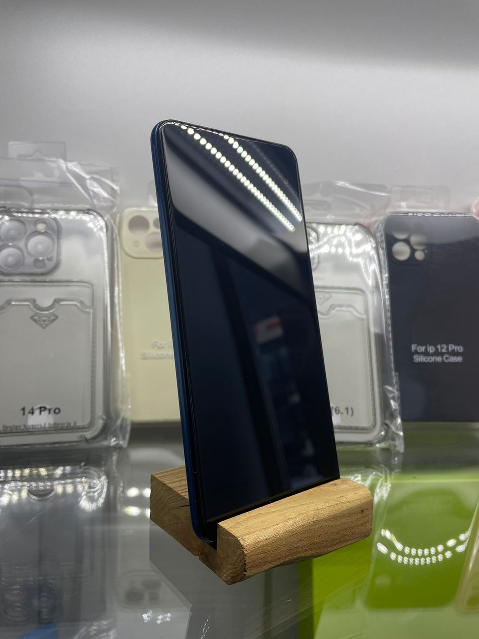 Samsung A12 на 64 Gb (Б/у) - 5 500 ₽, заказать онлайн.