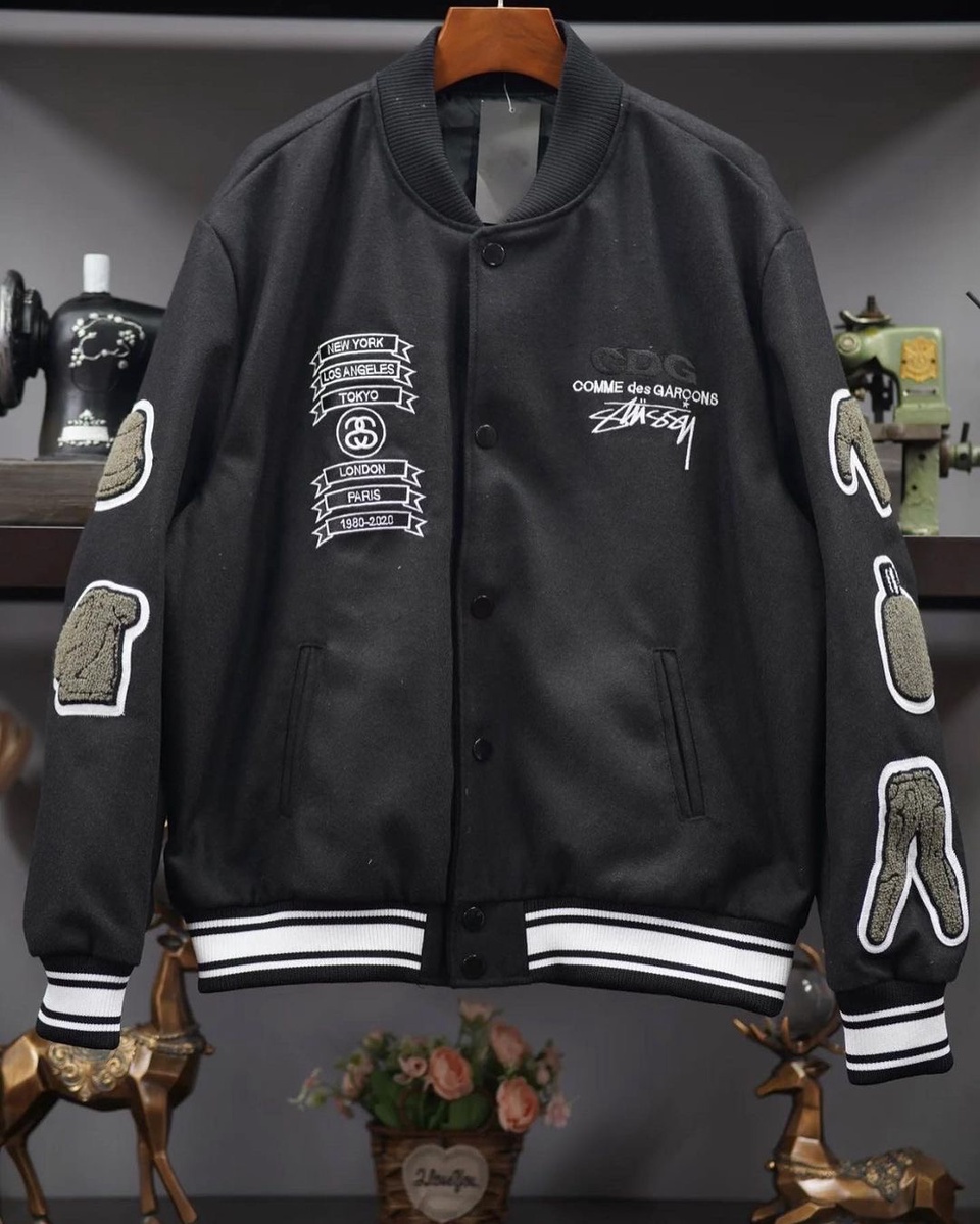 Бомбер Stüssy x CDG - 8 000 ₽, заказать онлайн.