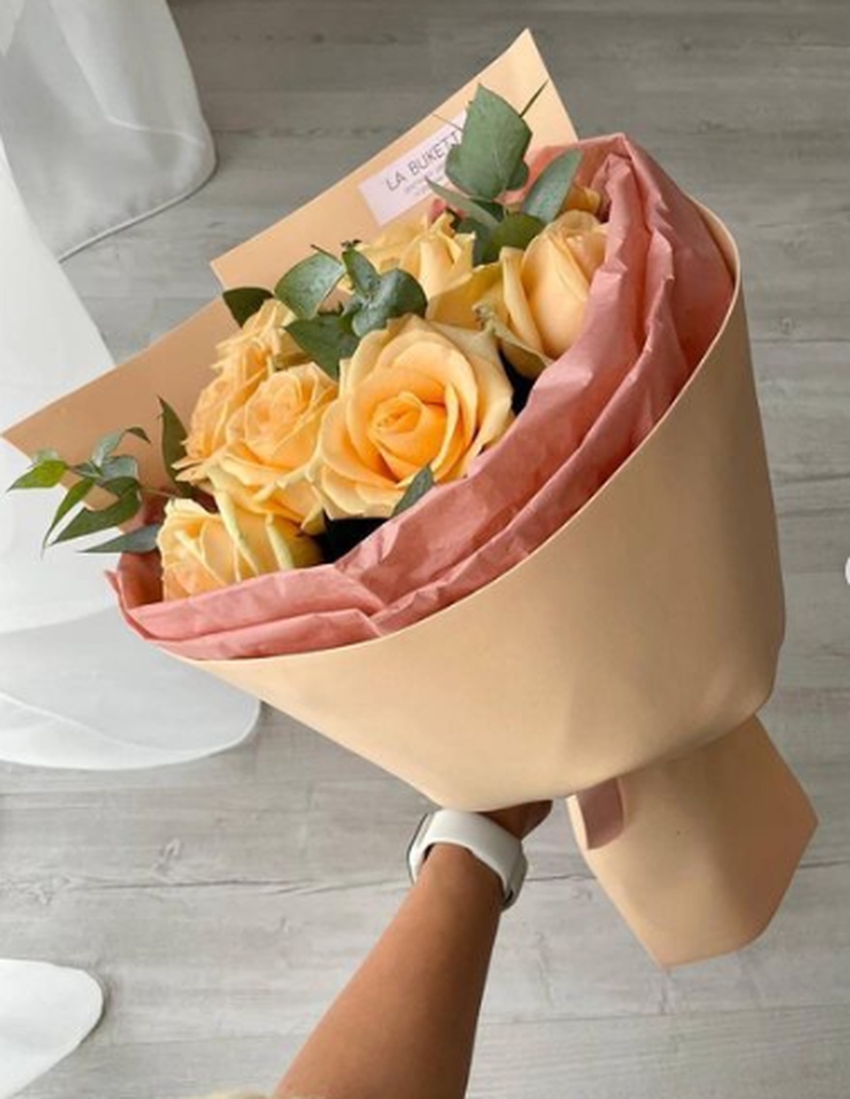 Букет из роз - 1 700 ₽, заказать онлайн.