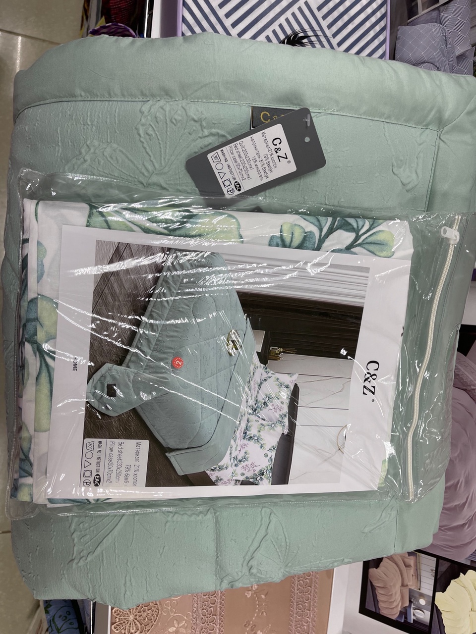 Одеяло +комплект белья - 6 000 ₽, заказать онлайн.