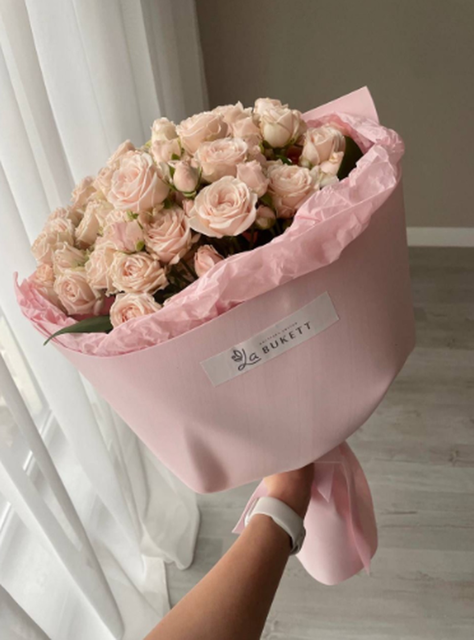 Букет цветов - 2 500 ₽, заказать онлайн.
