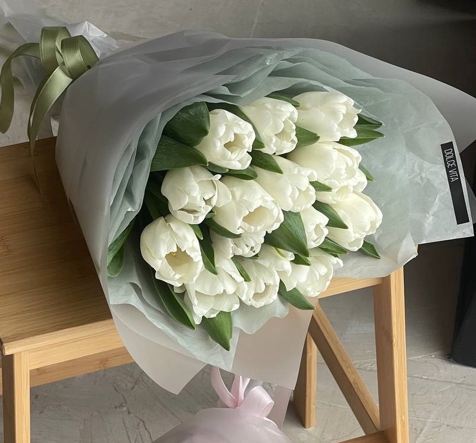 Моно из белых тюльпанов - 1 600 ₽, заказать онлайн.