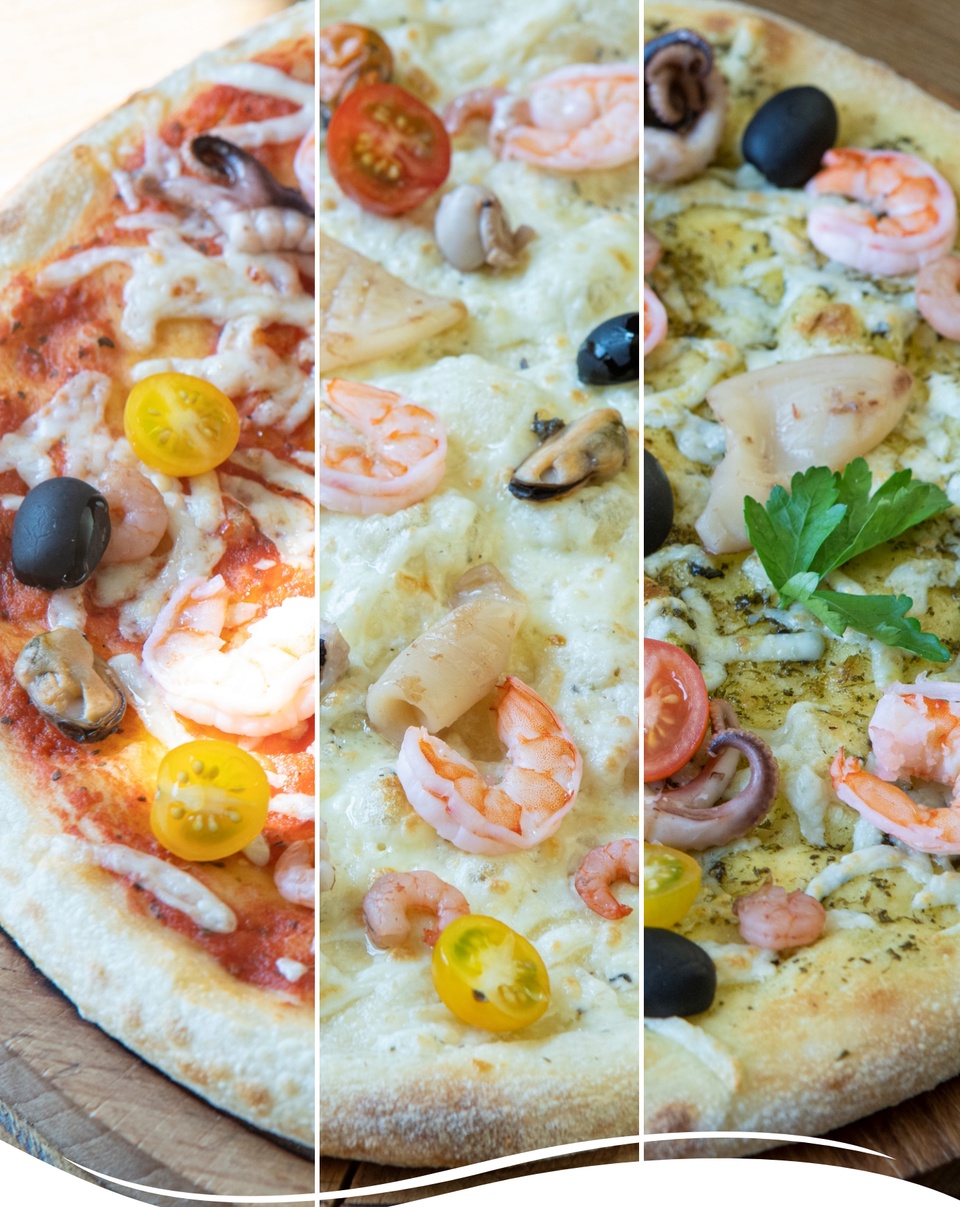 Пицца с морепродуктами на белом соусе - 780 ₽, заказать онлайн.