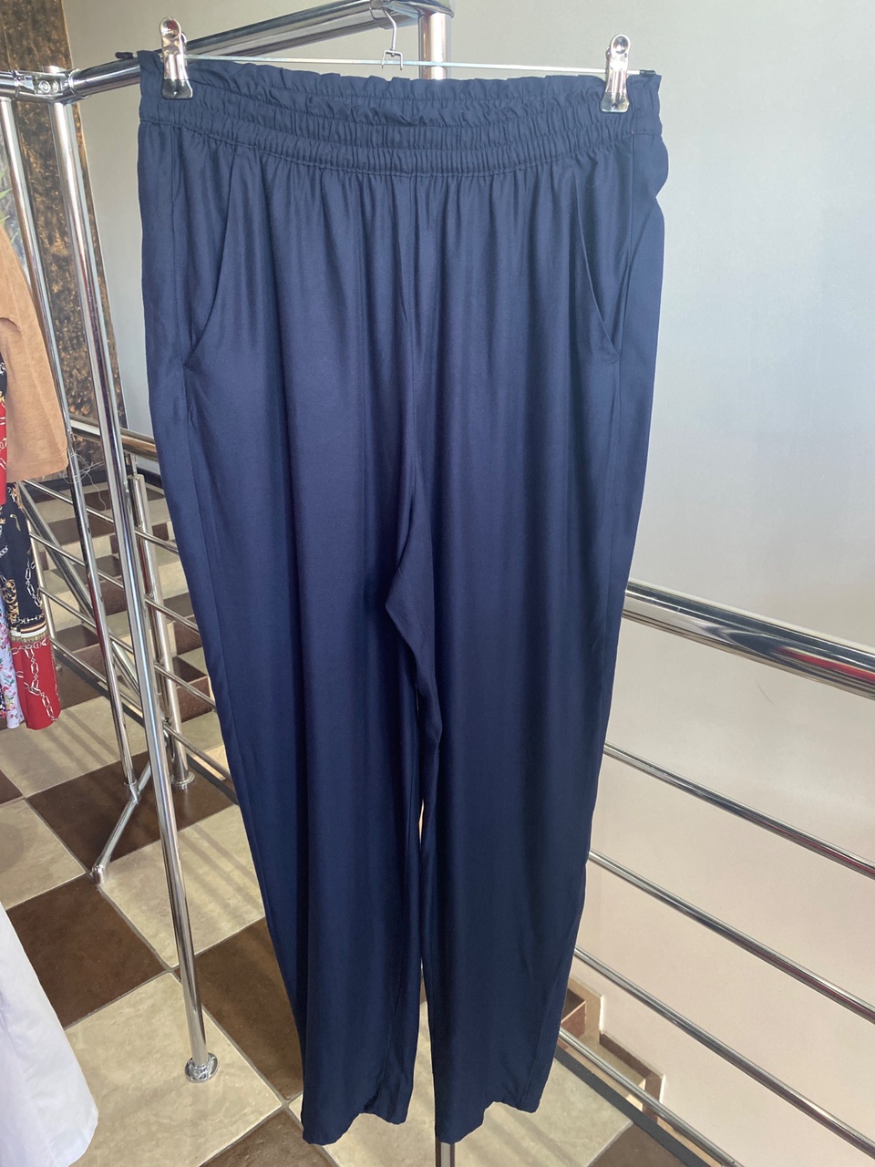 H&M брюки - 1 200 ₽, заказать онлайн.