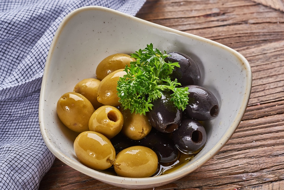 Маслины/оливки - 90 ₽, заказать онлайн.