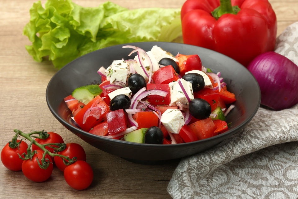 Салат греческий - 240 ₽, заказать онлайн.