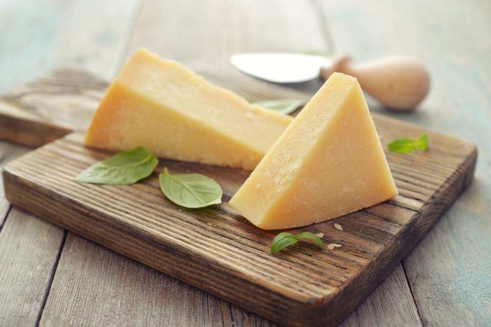 Сыр Пармезан - 30 ₽, заказать онлайн.