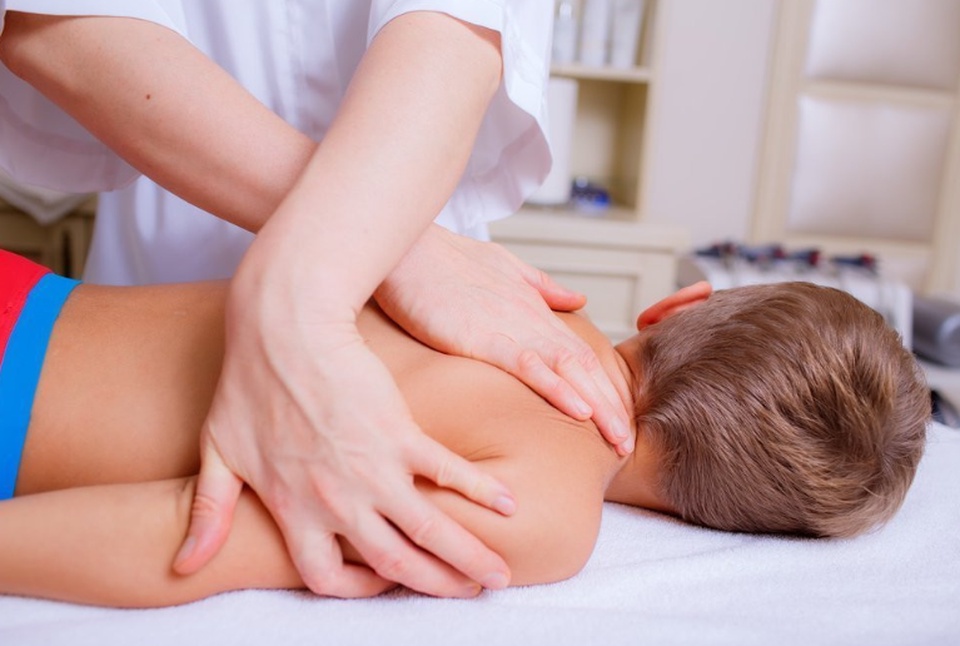 Общий массаж медицинский с 7 до 14 лет - 800 ₽, заказать онлайн.