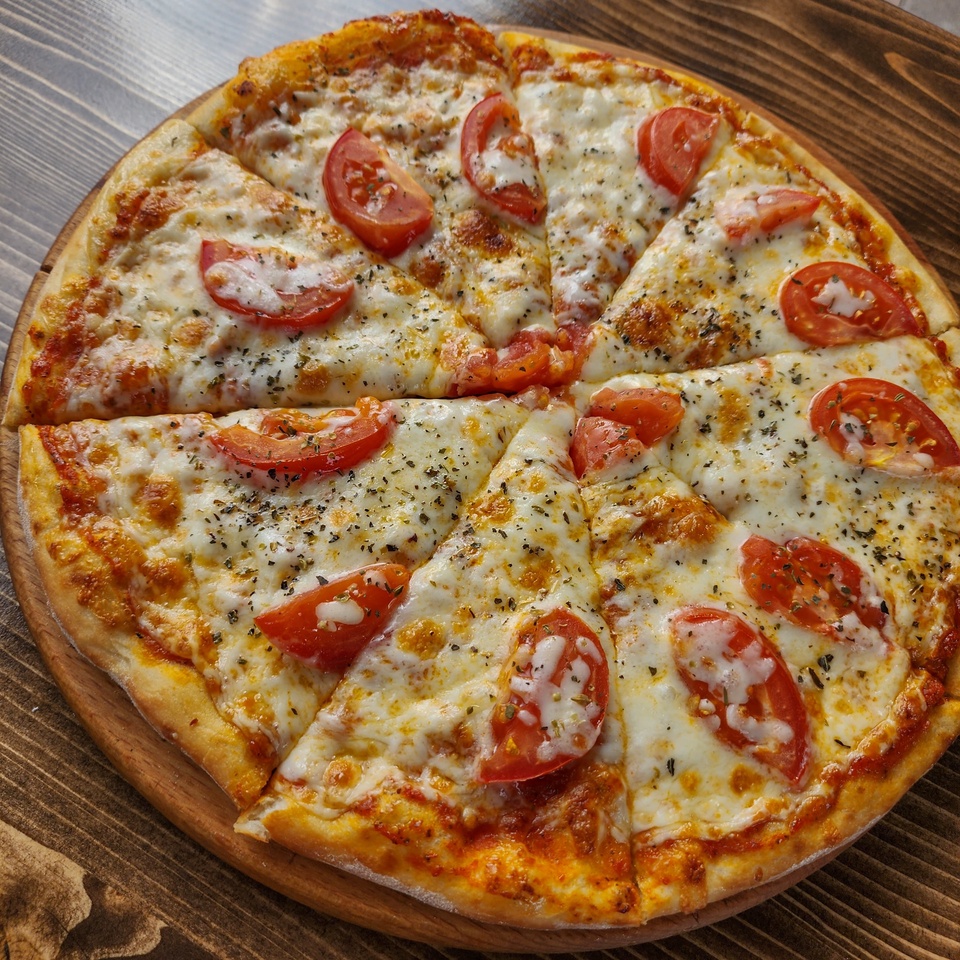 Пицца Маргаритта - 370 ₽, заказать онлайн.