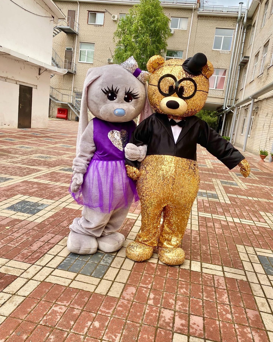 Поздравление от Большого Мишки и Зайки - 2 000 ₽, заказать онлайн.