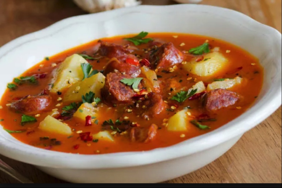 Суп чечевичный с колбасками - 90 ₽, заказать онлайн.