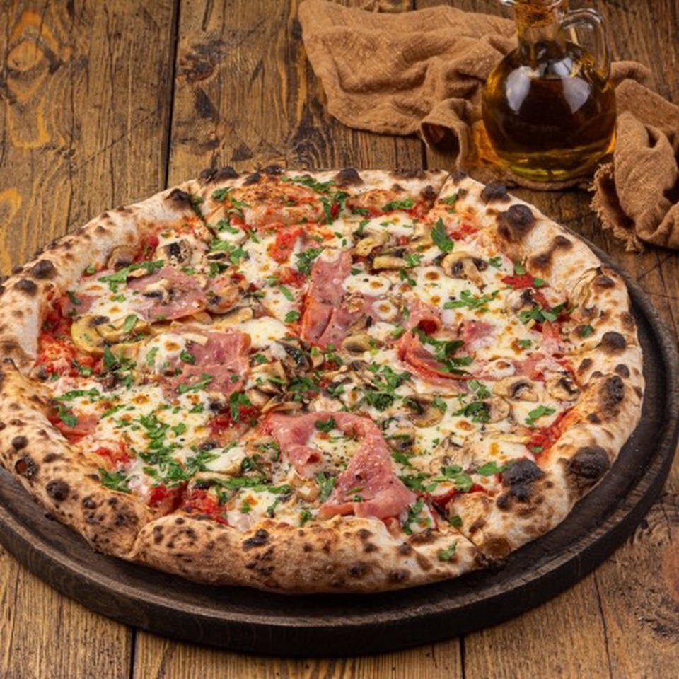 Пицца Сочная индейка - 490 ₽, заказать онлайн.