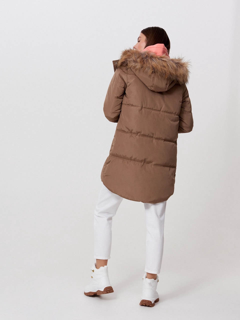 Стеганое пальто с капюшоном - 3 999 ₽, заказать онлайн.