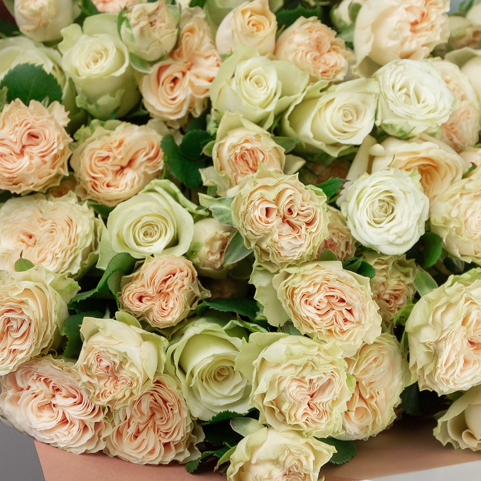 29 кустовых роз - 2 290 ₽, заказать онлайн.
