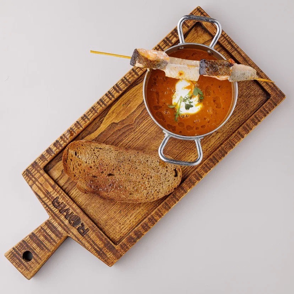 Суп из печеных томатов с форелью и сметаной - 520 ₽, заказать онлайн.