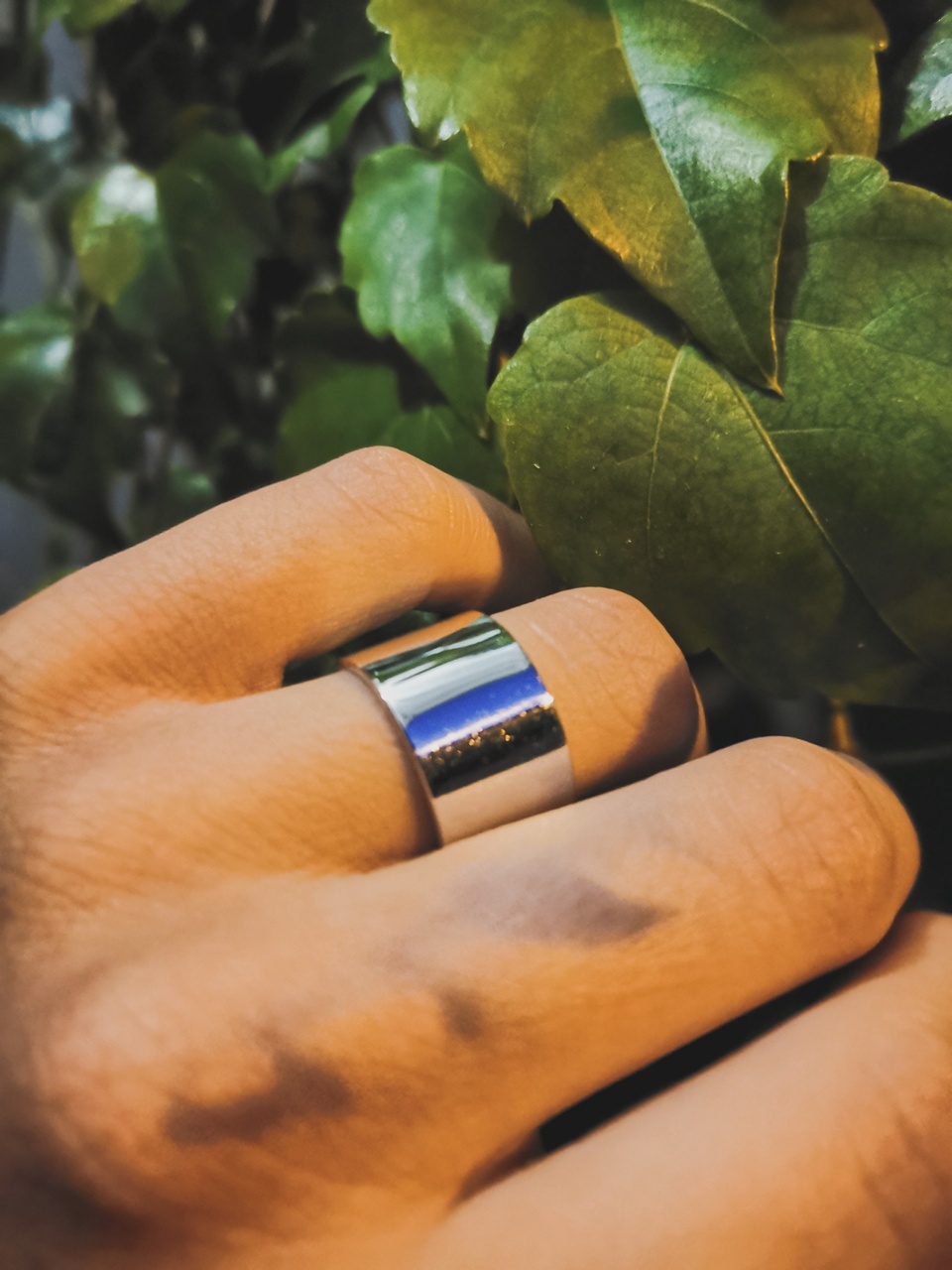 Широкое кольцо из серебра - 3 300 ₽, заказать онлайн.