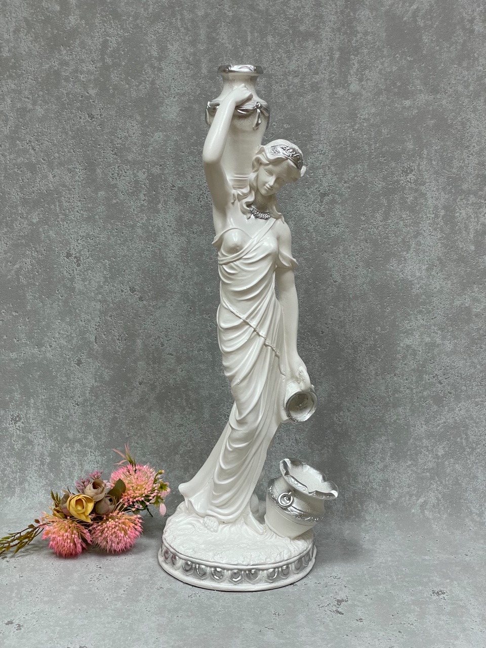 Статуэтка декоративная «Дева с кувшином»(цвет белый с  серебром) - 650 ₽, заказать онлайн.
