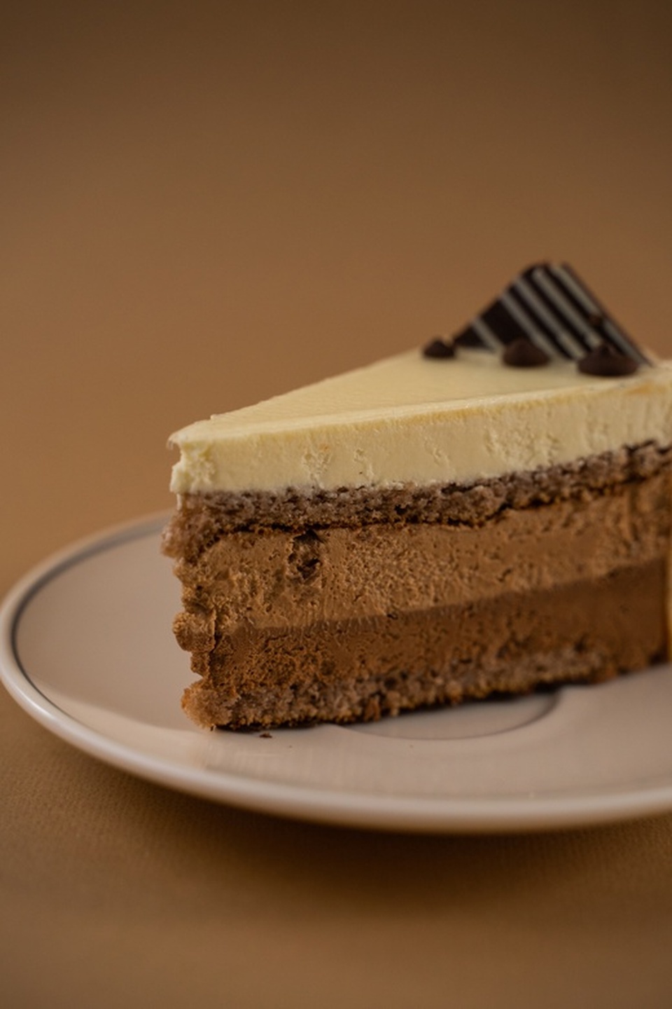 Пирожное "Три шоколада" - 195 ₽, заказать онлайн.