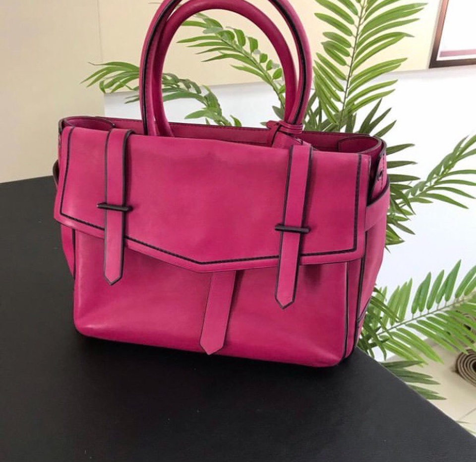 Окраска кожаной сумки - 1 500 ₽, заказать онлайн.