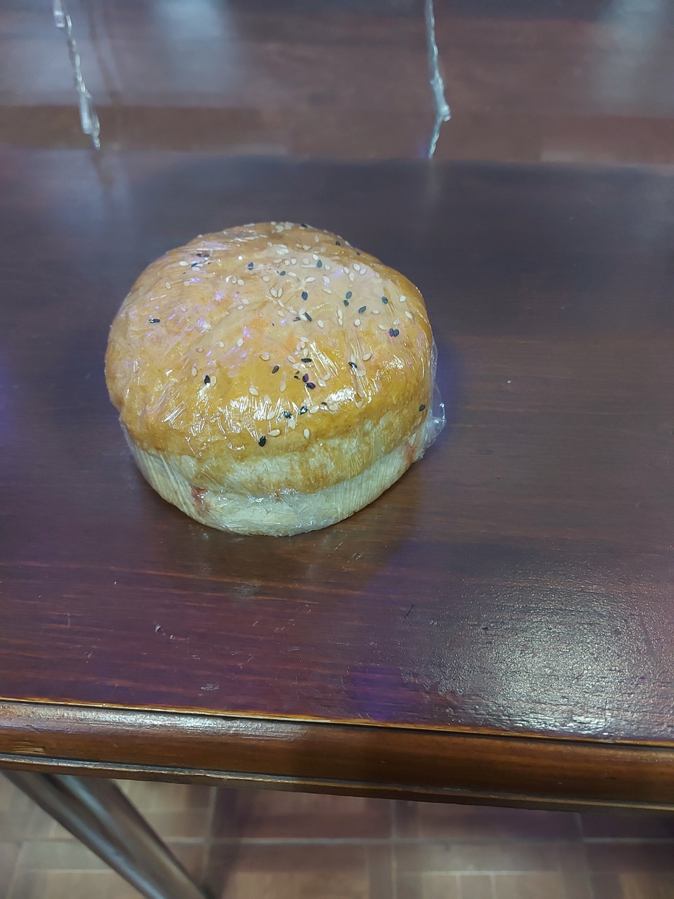Сэндвич с говяжьей котлетой - 155 ₽, заказать онлайн.