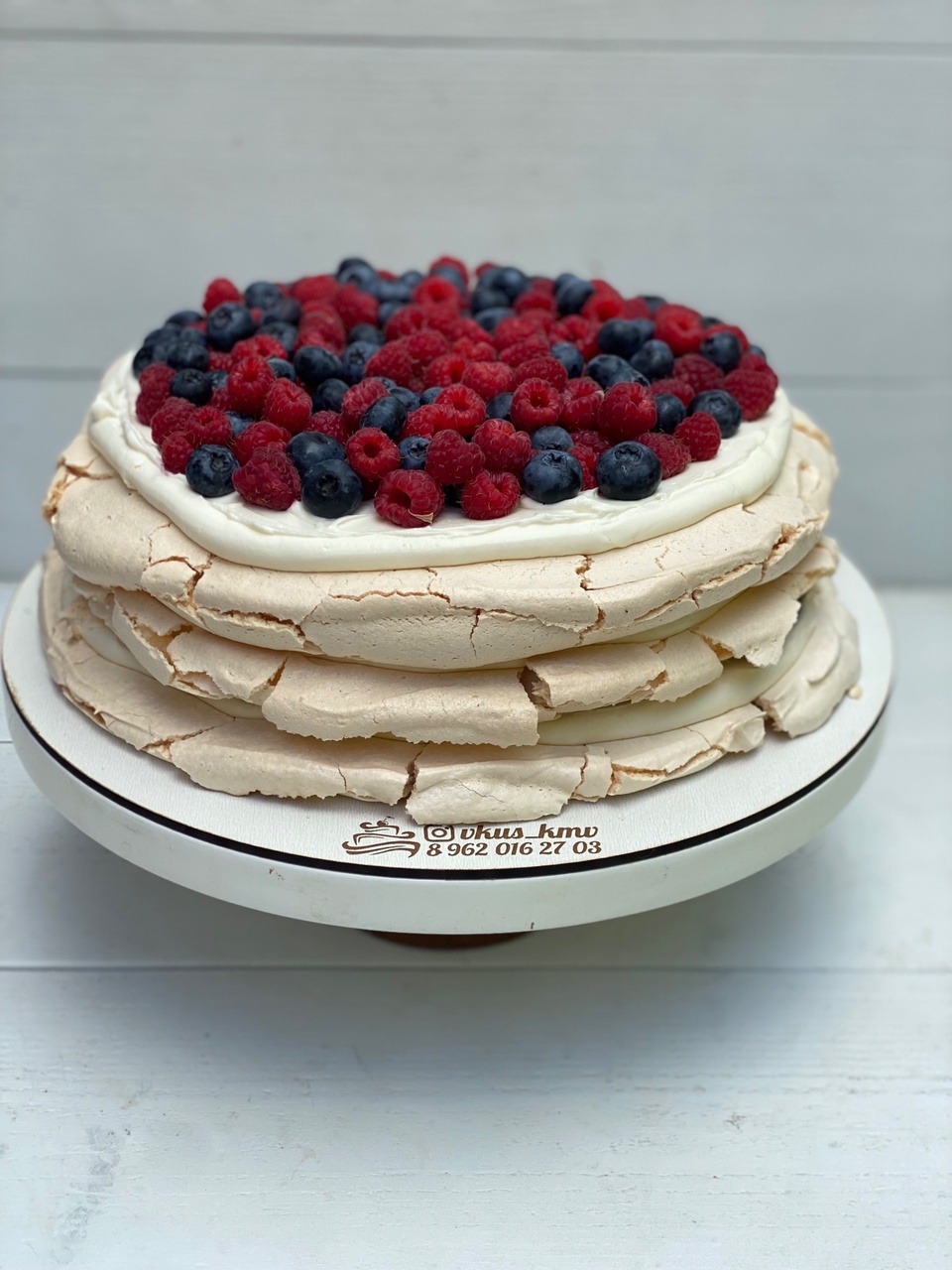 Меренговый торт - 1 700 ₽, заказать онлайн.