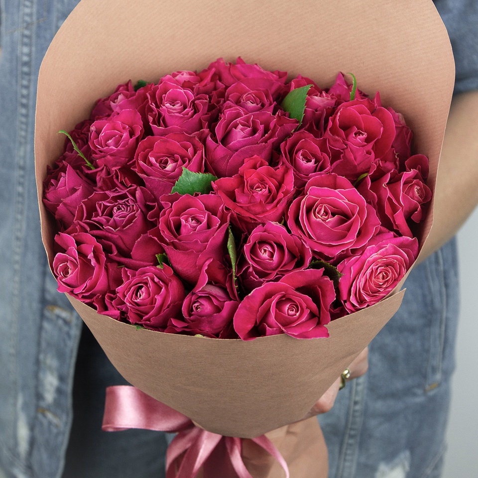 31 малиновая роза - 1 990 ₽, заказать онлайн.
